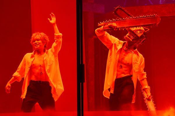 「2.5次元演劇を次のフェーズに進める狼煙となる作品」　「チェンソーマン」ザ・ステージ上演中