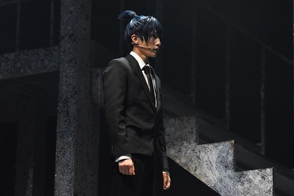 「2.5次元演劇を次のフェーズに進める狼煙となる作品」　「チェンソーマン」ザ・ステージ上演中