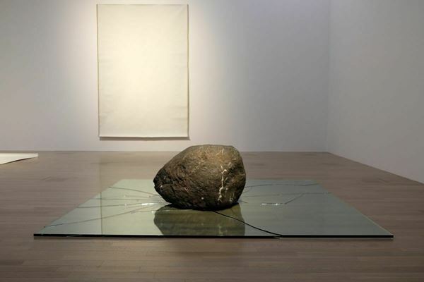 国立新美術館で李禹煥の大回顧展が開幕　50年以上にわたる創作の軌跡を展観