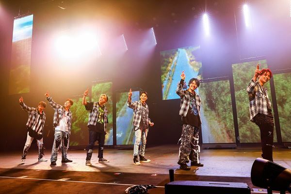 ONE N’ ONLYツアーファイナル公演レポート「みんなの存在があるから僕たちはもっと上を目指せる」