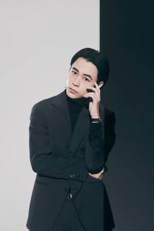 根本宗子「主人公が歌う必然性高める演出を」、椎名林檎×高畑充希の新曲携えた『宝飾時計』に向けて