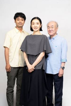 ノゾエ征爾演出の、現代に問いを投げかける衝撃作！ 『物理学者たち』ノゾエ征爾×草刈民代×温水洋一インタビュー