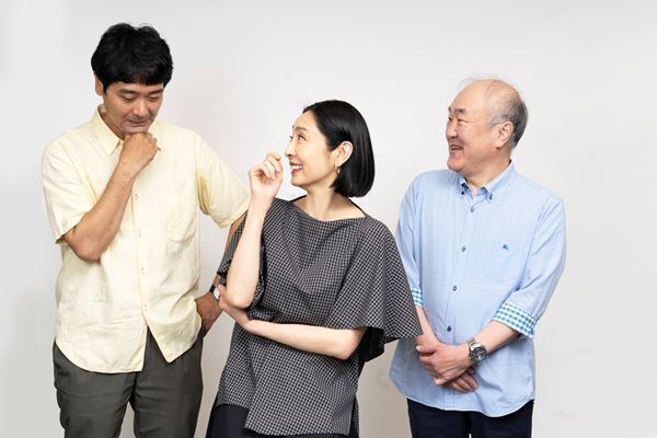ノゾエ征爾演出の、現代に問いを投げかける衝撃作！ 『物理学者たち』ノゾエ征爾×草刈民代×温水洋一インタビュー