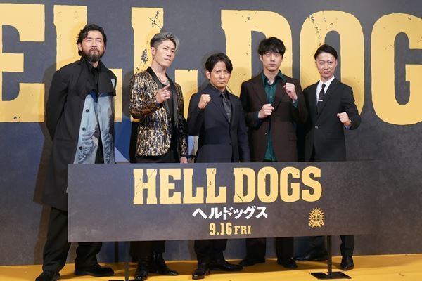 岡田准一、共演した坂口健太郎は「実は一番クレイジー」　同時期に正反対な役柄演じていた