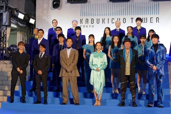 「東急歌舞伎町タワー」本日開業！　こけら落とし公演に出演する豪華ゲストがセレモニーに出席