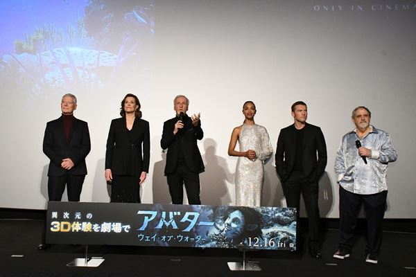 ジェームズ・キャメロン監督が10年8カ月ぶりに来日　最新作『アバター：ウェイ・オブ・ウォーター』ジャパンプレミア開催