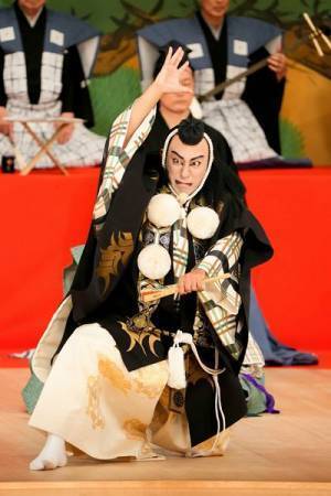 十三代目市川團十郎白猿、『勧進帳』で通算300回目となる弁慶役を披露