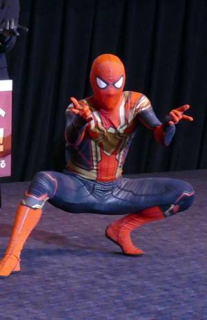 SixTONESがサプライズ登場！『スパイダーマン：ノー・ウェイ・ホーム』上映後に新曲を生披露