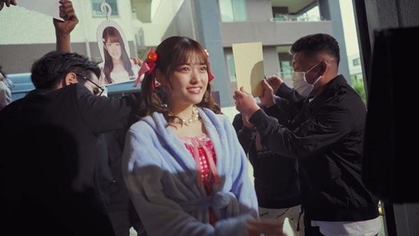 乃木坂46、3人の監督が松村沙友理の魅力を引き出す「さ～ゆ～Ready？」MV公開