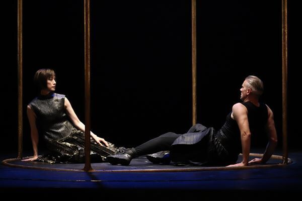 天海祐希が世界的ダンサー、アダム・クーパーと夢の共演「ご褒美です！」新作舞台『レイディマクベス』開幕