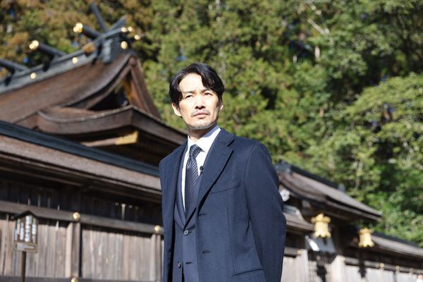 竹野内豊「少しでもみんなが心に希望を持てるように」 映画『イチケイのカラス』ヒット祈願イベントを世界遺産で開催