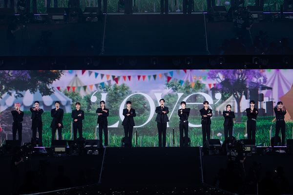 SEVENTEEN、メンバー全員が日本語で感謝を伝える　ファンミーティング『‘LOVE’』オフィシャルレポート