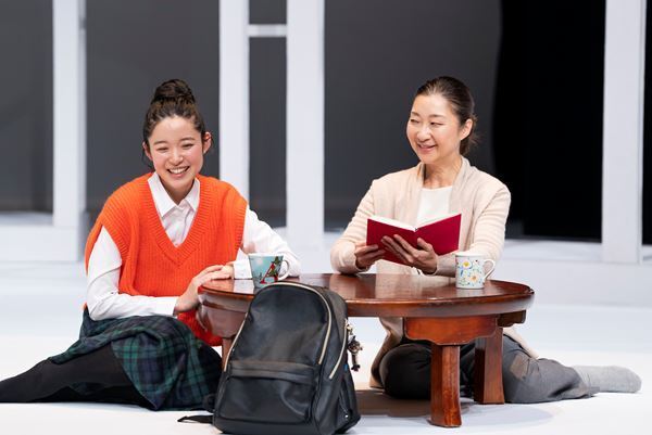 『私の一ヶ月』新国立劇場で開幕　作・須貝英＆演出・稲葉賀恵のコメント到着