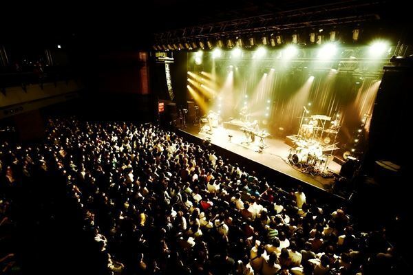 結成10年Omoinotakeキャリア最大規模のツアーファイナル公演ライブレポート