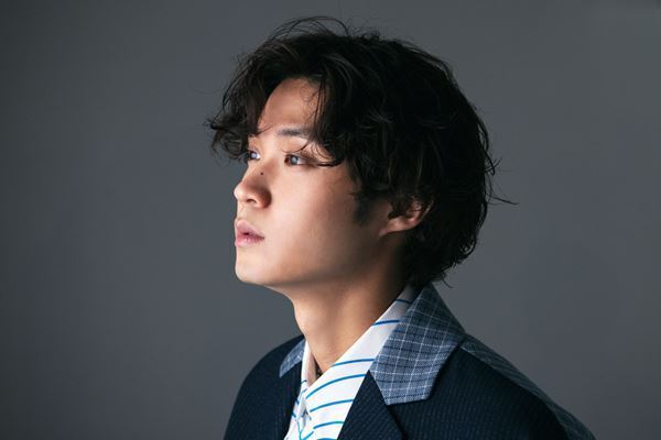 映画『PLAN 75』磯村勇斗インタビュー、「“生きる”ということに対して何かを感じられる作品になっている」