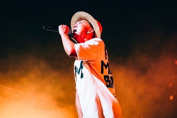 FUNKY MONKEY BΛBY'S、全国ホールツアー『太陽の街ツアー』追加公演を地元八王子で開催【レポート】