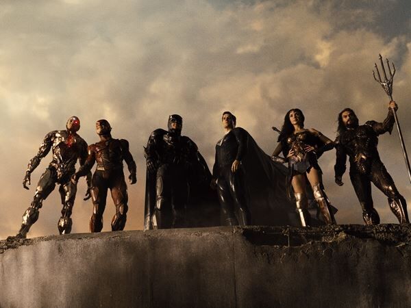 『ジャスティス・リーグ：ザック・スナイダーカット』 JUSTICE LEAGUE and all related characters and elements and trademarks of and (c)DC.Zack Snyder’s Justice League (c)2021 Warner Bros. Entertainment Inc. All rights reserved