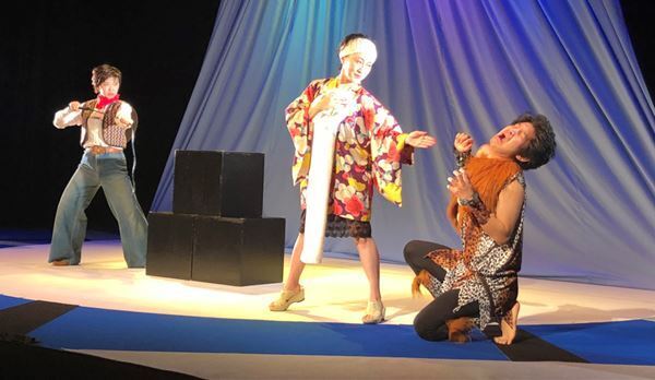 演劇通もうなる、かもめんたるの劇団公演が開幕