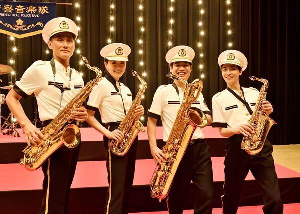 高杉真宙らとのオフショットも！　Official髭男dism・楢﨑誠『異動辞令は音楽隊！』カメオ出演決定　