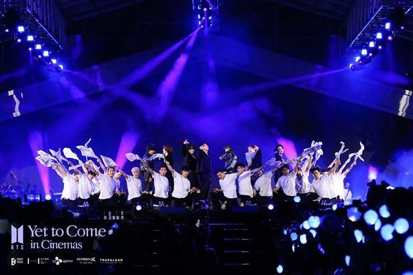 映画『BTS: Yet To Come in Cinemas』ムビチケ本日発売開始！ メンバーコメント映像＆ステージ写真が到着