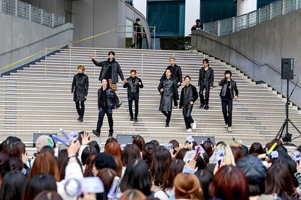 SUPER★DRAGON、懐かしの会場で行われた『mirror』リリースイベントのオフィシャルレポート到着