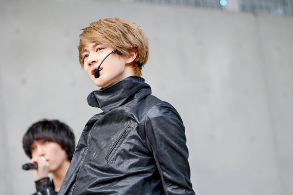 SUPER★DRAGON、懐かしの会場で行われた『mirror』リリースイベントのオフィシャルレポート到着