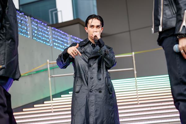 SUPER★DRAGON、懐かしの会場で行われた『mirror』リリースイベントのオフィシャルレポート到着