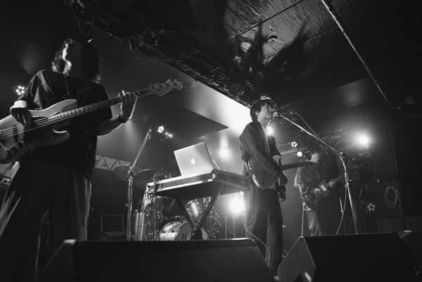 【ライブレポート】5ピースバンドKhaki、8センチCD発売記念自主企画『アンダーカレント#2』