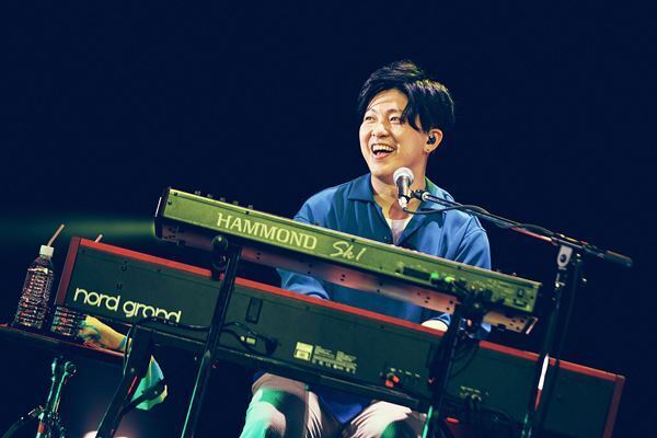 flumpool主催の対バンツアー「Layered Music」、sumikaを迎えた神奈川県民ホール公演オフィシャルレポ