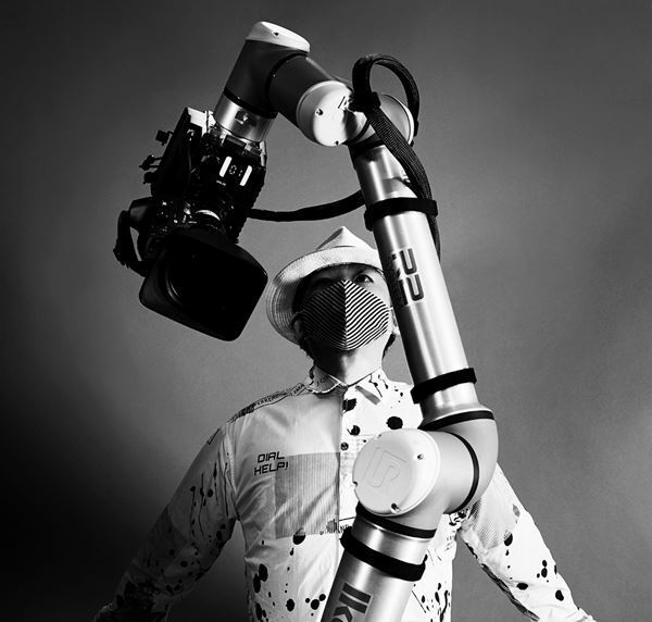 DOMMUNEで取り上げた13年間分のアーカイブを一挙に振り返る『宇川直宏展』9月10日より開催