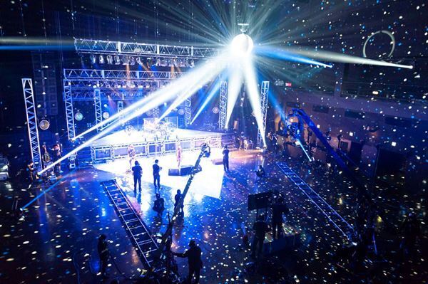 シド初・結成記念日ライブで無観客会場からファンへ届けた思い「乗り越えよう、今を一緒に」