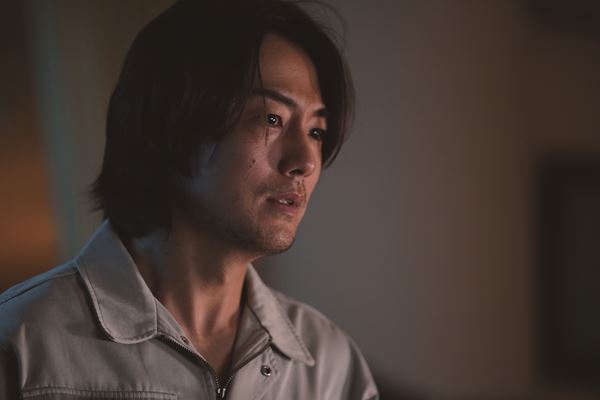 2021年を騒がせた『ベイビーわるきゅーれ』、阪元裕吾監督に映画業界のアツい視線！