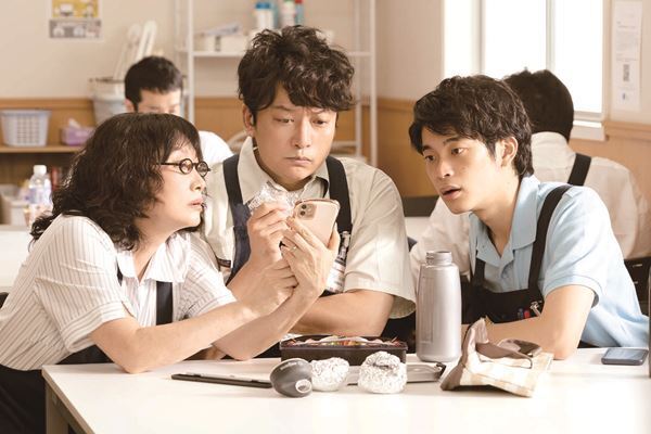 香取慎吾×井之脇海の対人術「喧嘩はしたくない。イラッとしたら忘れるのがいちばんです」