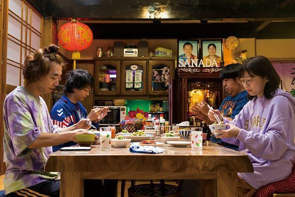 【おとなの映画ガイド】中村倫也はなんと土星人だった！ ──『宇宙人のあいつ』！