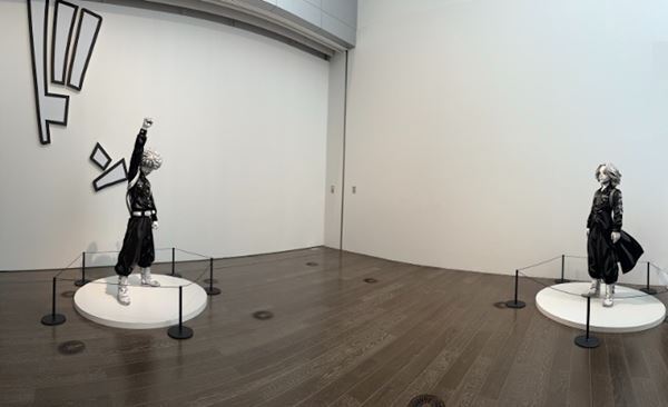 『東京卍リベンジャーズ　描き下ろし新体験展』レポート　本編で描かれなかった謎を、未発表原画などで体感