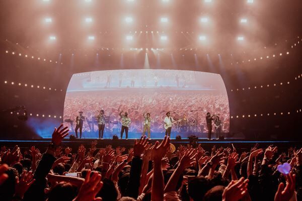 ブルーノ・マーズが日本語で歌うサプライズも、4年ぶりの来日公演に21万人が熱狂