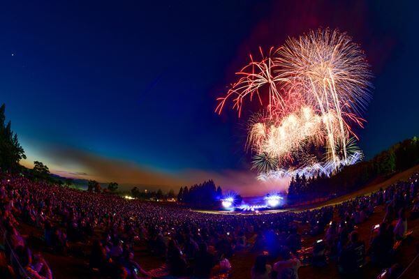 「Disney Music&Fireworks」より Photo by TEPPEI KISHIDA