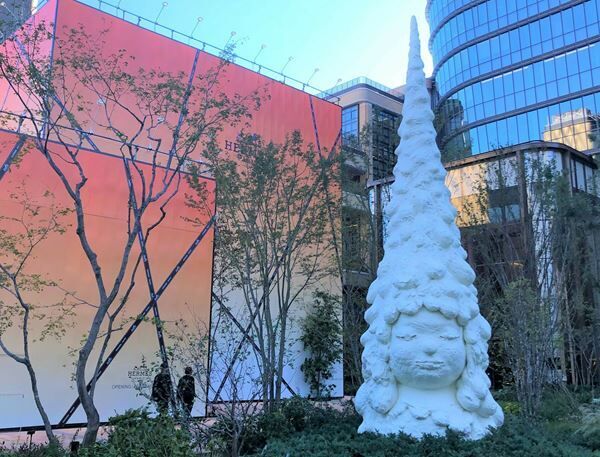 パブリックアート奈良美智《東京の雪の子》
