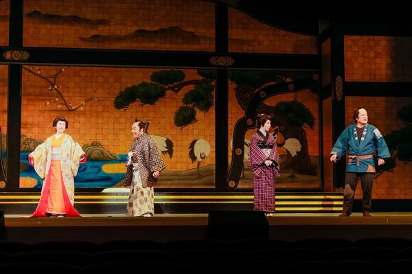 松平健、コロッケ、久本雅美、檀れい出演　明治座創業150周年記念『大逆転！大江戸桜誉賑』開幕