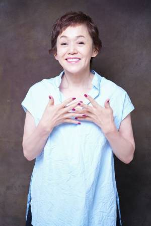 大竹しのぶ「必死になって困って、道を見つけていきたい」　ひとり芝居『ヴィクトリア』インタビュー