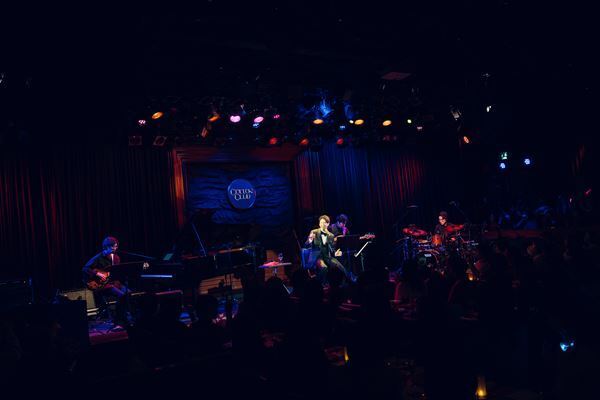 【クリスマスライブレポート】MORISAKI WIN ACOUSTIC LIVE　「僕の隣にいてくれますか？」