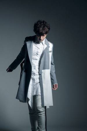 TETSUYA『STEALTH』インタビュー　10年ぶりのソロ・アルバムで魅せた“影”が照らす光