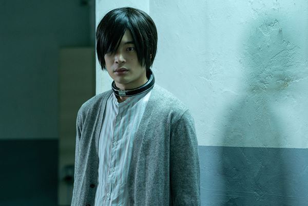 カリスマ性あふれる山下智久の姿も『今際の国のアリス』シーズン2より新キャラ6名の場面写真公開