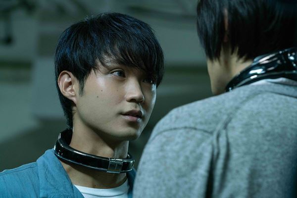 カリスマ性あふれる山下智久の姿も『今際の国のアリス』シーズン2より新キャラ6名の場面写真公開