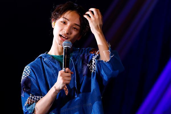 「僕たちの存在で、元気や勇気を与えていきたい」BUDDiiSが見せた新たなステージ　初の横浜武道館ライブレポート