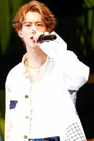 「僕たちの存在で、元気や勇気を与えていきたい」BUDDiiSが見せた新たなステージ　初の横浜武道館ライブレポート