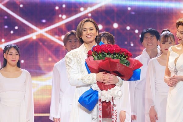 堂本光一、コロナ禍乗り越え『SHOCK』上演1900回を達成！ファンの「理解と協力」に感謝