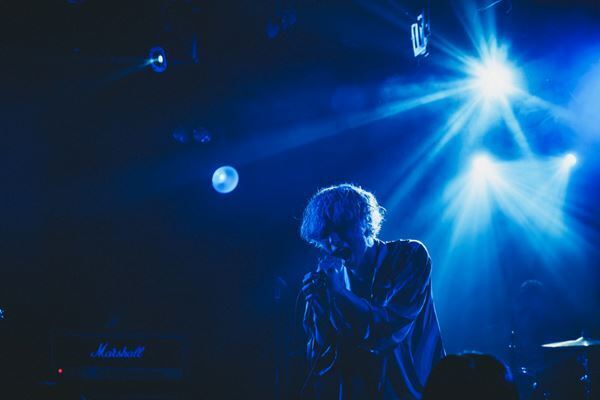 【ライブレポート】4人組新鋭バンド・DeNeel『I WONDER WHAT HAPPENED Tour 2nd "興味ない？” 』東京公演