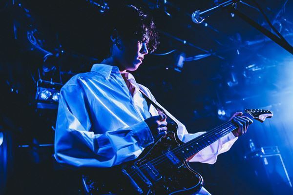 【ライブレポート】4人組新鋭バンド・DeNeel『I WONDER WHAT HAPPENED Tour 2nd "興味ない？” 』東京公演