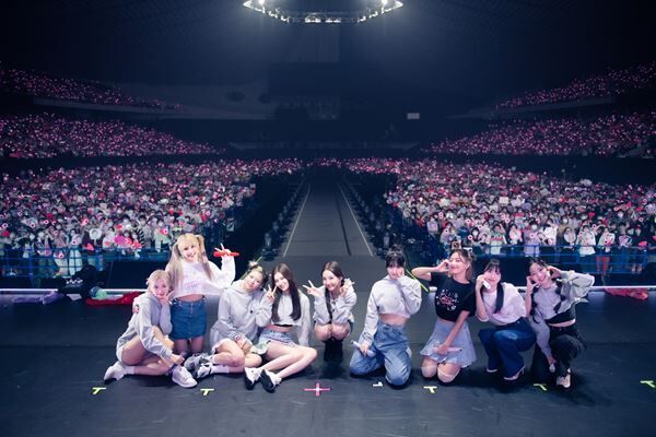 TWICE、日本初のファンミーティング東京公演を2日間開催「思い出に残る1日になってくれれば」